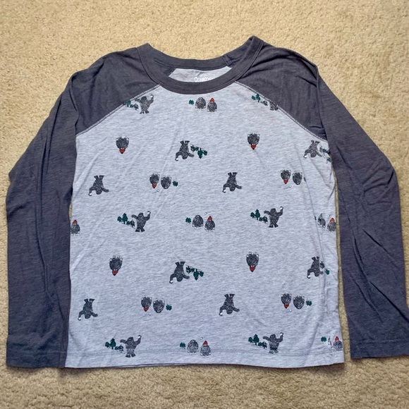 OshKosh B’gosh Kids Raglan Long Sleeve Tee – Winter Yeti Print (Size 10/12) - Picture 1 of 6